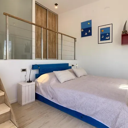 Holiday home Mit Privatpool Fuer 8 Personen Ca 130 Qm In Vintijan, Istrien Istrische Riviera Pula